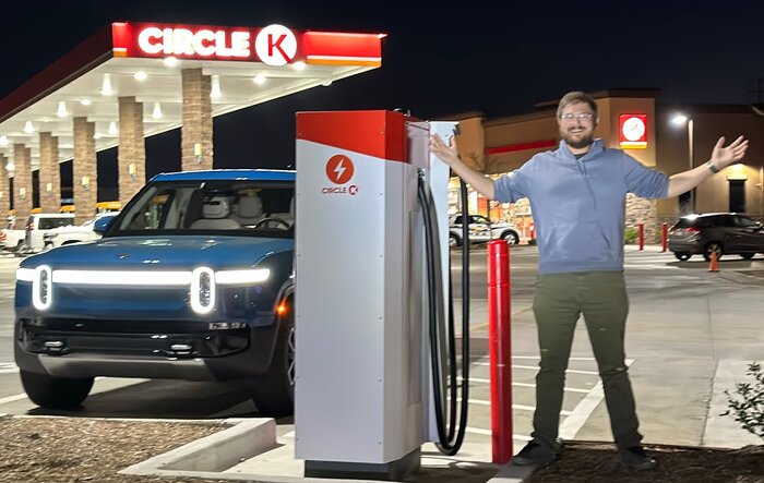 Circle K charging station experience by Out of Spec Kyle