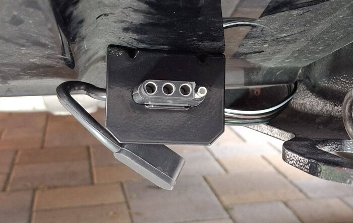 Tow hitch wiring harness for Dummies - (Me)