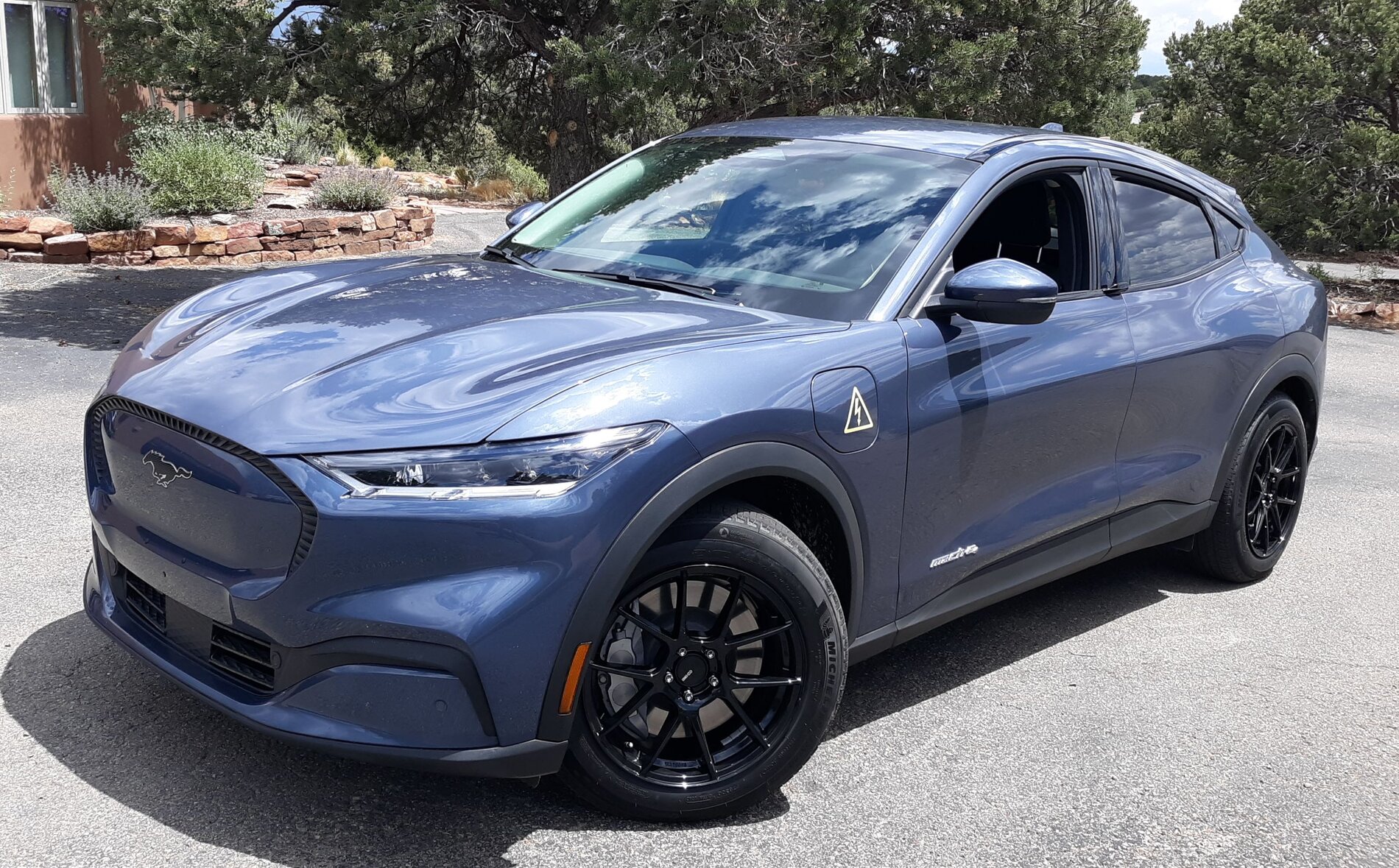Installed 18x8.5 Enkei TSV and alloy lug nuts, and shaved 6.7 lbs per